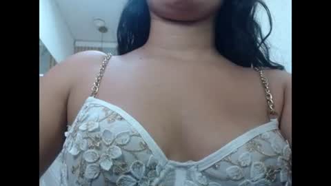 vanessa online show from June 13, 2026, 7:01 pm