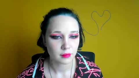 Vanessa online show from May 6, 2026, 11:15 am