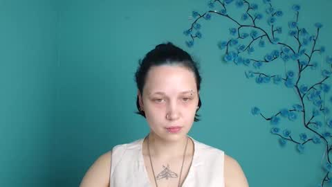 Vanessa online show from May 7, 2026, 5:13 am