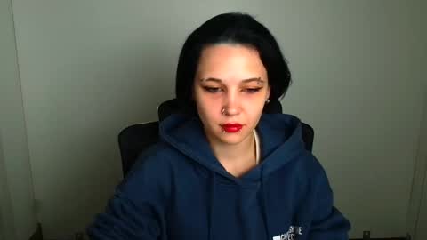 Vanessa online show from May 9, 2026, 5:12 am