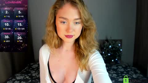 Vanessa Maes online show from December 28, 2024, 10:55 pm