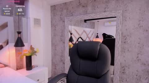 Vanessa  online show from January 14, 2026, 7:30 pm