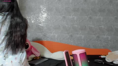 vanessaadol online show from January 18, 2025, 9:45 am