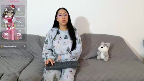 vanessaadol online show from March 6, 2026, 9:17 am