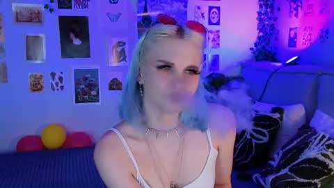 Vanessa online show from July 1, 2026, 2:51 pm
