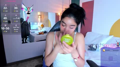 Snapshot of vanessadoofenshmirtz chatting on February 9, 2026, 12:20 pm Mrs Doofenshmirtz online show from February 9, 2026, 12:20 pm