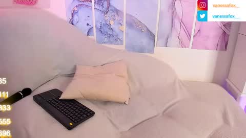 V online show from January 6, 2025, 4:23 pm