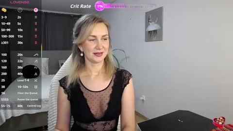 Vanessa  online show from November 21, 2025, 12:48 pm