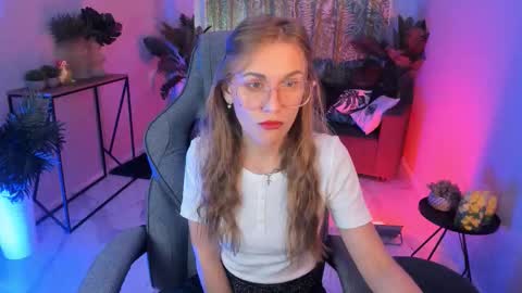 Snapshot of vanessamate chatting on October 6, 2025, 8:01 am Vanessa online show from October 6, 2025, 8:01 am