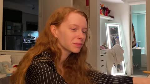 Snapshot of vanessapark chatting on February 27, 2025, 11:31 am Vanessa  online show from February 27, 2025, 11:31 am