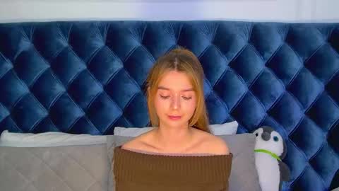 VanessaVienne online show from February 20, 2026, 4:29 pm