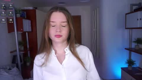 Luna online show from January 9, 2026, 6:21 pm