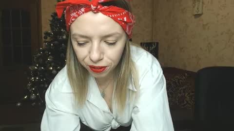 VanillaMuffin online show from January 3, 2025, 10:31 am