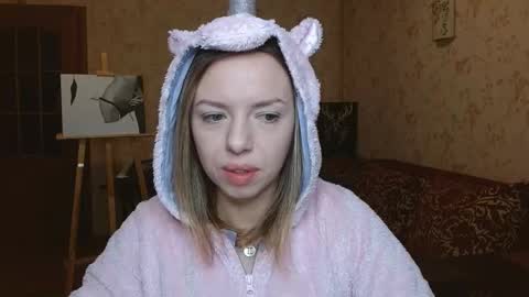 VanillaMuffin online show from October 15, 2025, 6:02 am