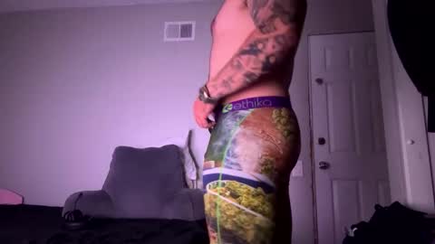 vanillapretzel online show from October 4, 2025, 11:19 am