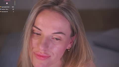 Sophie online show from April 11, 2026, 2:27 am