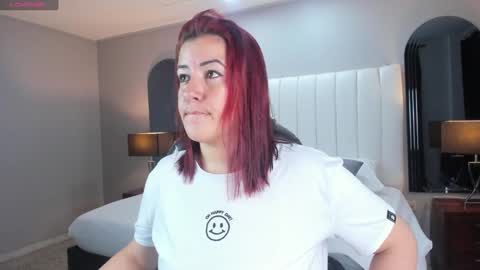 Snapshot of vanitysex chatting on January 24, 2025, 11:37 am Karine online show from January 24, 2025, 11:37 am