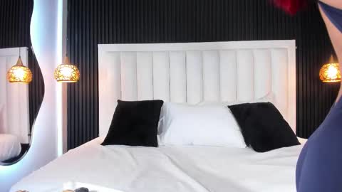 Snapshot of vanitysex chatting on January 14, 2026, 11:49 am Karine online show from January 14, 2026, 11:49 am