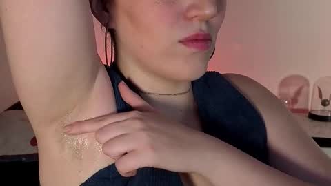 Elizabeth online show from October 8, 2025, 10:51 pm