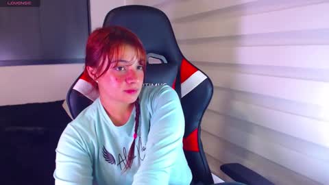 Vanesa online show from April 7, 2026, 8:09 pm