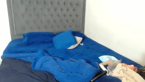 Snapshot of vannsexporn chatting on December 19, 2024, 2:45 am Vannesa online show from December 19, 2024, 2:45 am