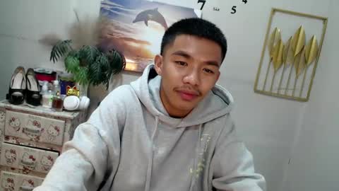 vanxxx2005 online show from February 17, 2025, 9:19 pm