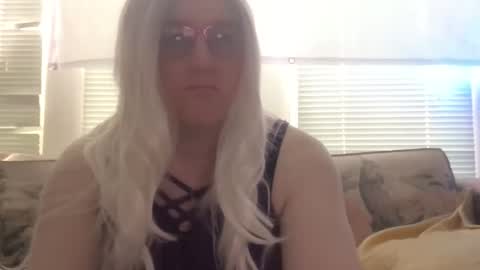 Varina online show from May 13, 2026, 7:33 pm