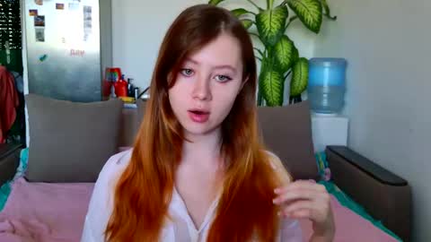 Snapshot of vasilisa_lik chatting on February 5, 2026, 5:12 am Vasilisa lik online show from February 5, 2026, 5:12 am