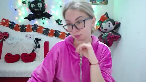 Snapshot of vasilisasii chatting on October 20, 2025, 5:08 am Vasilisa online show from October 20, 2025, 5:08 am