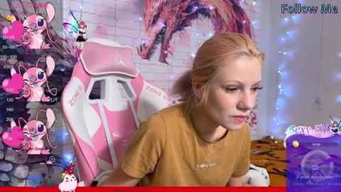 Snapshot of vasya_sylvia chatting on December 9, 2024, 4:12 am Vasya Sylvia online show from December 9, 2024, 4:12 am