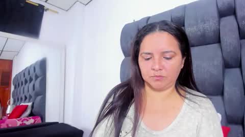 Snapshot of vauroracooper chatting on September 15, 2025, 3:06 am Aurora Cooper online show from September 15, 2025, 3:06 am