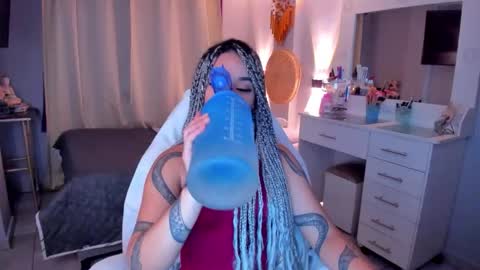 Vayolett Bass online show from January 15, 2026, 8:45 pm