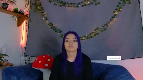 Vayolett online show from November 9, 2025, 11:25 pm