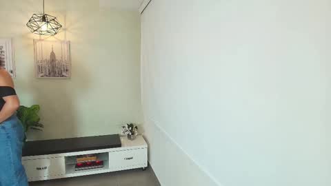 Victoria online show from September 27, 2025, 11:04 am