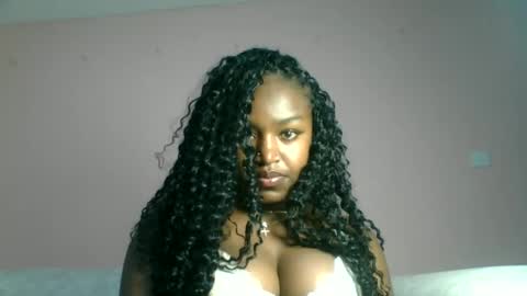 vee_quest online show from June 15, 2026, 7:49 pm