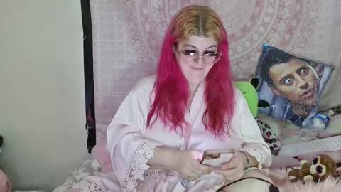 Snapshot of veelehanex3 chatting on January 19, 2025, 4:25 pm Veronica Lehane online show from January 19, 2025, 4:25 pm