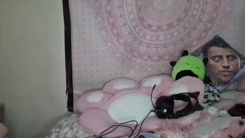 Snapshot of veelehanex3 chatting on January 22, 2025, 7:35 am Veronica Lehane online show from January 22, 2025, 7:35 am