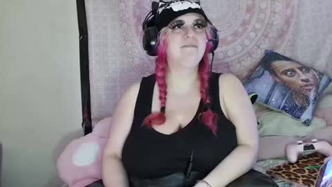 Snapshot of veelehanex3 chatting on January 26, 2025, 8:02 pm Veronica Lehane online show from January 26, 2025, 8:02 pm