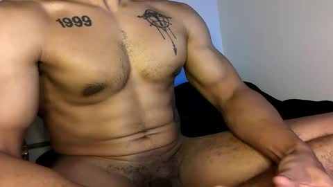 Vegas Love online show from November 23, 2025, 10:04 am