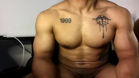 Snapshot of vegasluv702 chatting on June 30, 2026, 11:39 pm Vegas Love online show from June 30, 2026, 11:39 pm