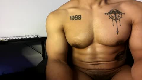 Snapshot of vegasluv702 chatting on July 7, 2026, 8:35 pm Vegas Love online show from July 7, 2026, 8:35 pm