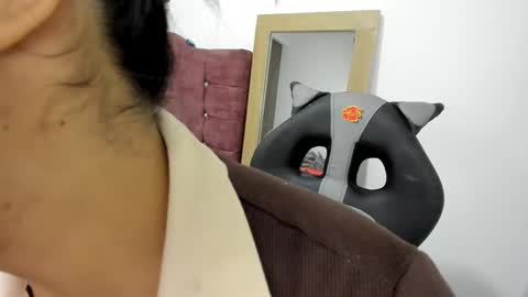 camila online show from December 17, 2024, 7:37 pm