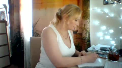 velka_raspberry online show from June 21, 2026, 9:12 am