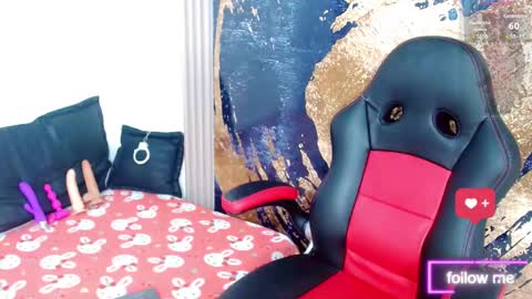 Snapshot of vella_sex chatting on March 11, 2025, 9:37 pm Vella online show from March 11, 2025, 9:37 pm