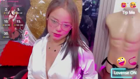 Vella online show from October 21, 2025, 7:47 pm