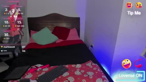 Vella online show from November 1, 2025, 5:37 pm