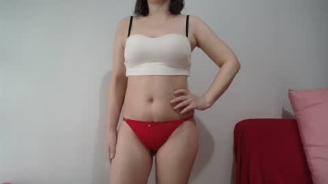 Snapshot of vellarin chatting on July 31, 2026, 4:12 am Vellarin online show from July 31, 2026, 4:12 am