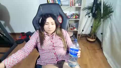 Im VelaI will be Christmas and New Year with my family December 22 to January 13 I will miss you guys. online show from December 16, 2024, 7:26 am