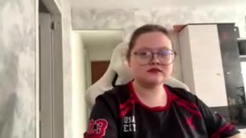 Snapshot of velmaharper chatting on February 19, 2026, 7:37 am velmaharper online show from February 19, 2026, 7:37 am