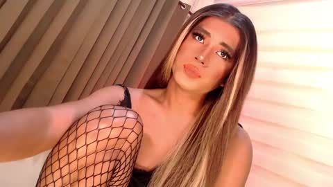 Snapshot of velvet_fux chatting on January 4, 2025, 8:49 am Richy will make you fall in love online show from January 4, 2025, 8:49 am